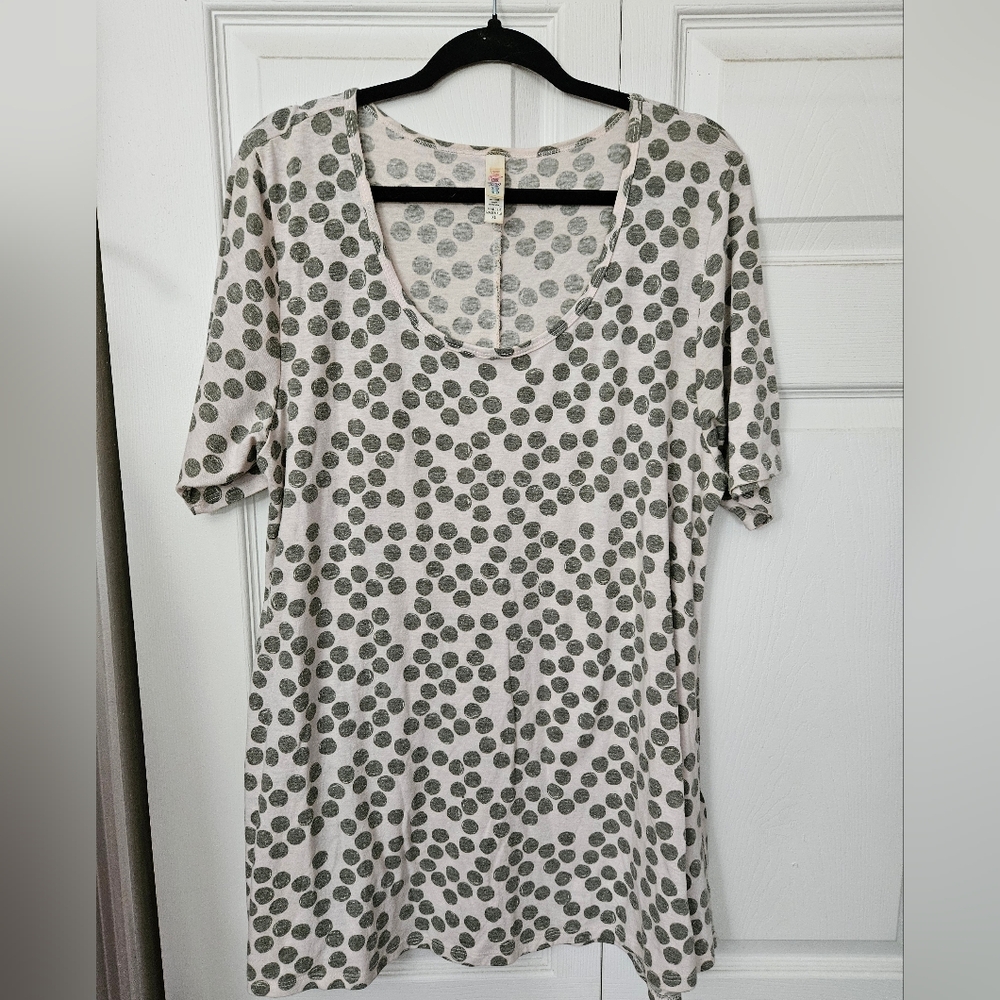 LuLaRoe Short Sleeve Top